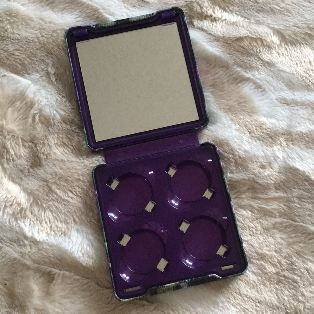 Urban Decay Palette⚡️ - Picture 2 of 4